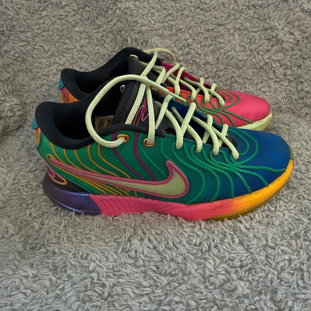 Nike LeBron XXI GS Youth Size 6Y Multicolor Photo Blue‎ Laser Fuchsia HF6819-400